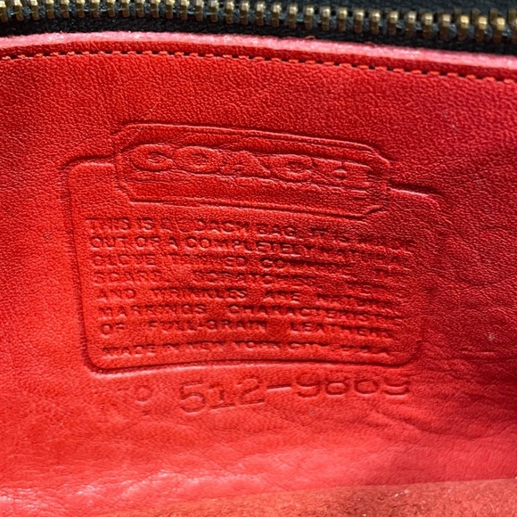 Vintage late 1970’s-Early 1980’s Coach Dinky Leather Bag Made In New York City - Picture 13 of 14